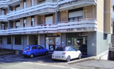 Negozio 35mq in Vendita o Affitto, Mercurago Arona