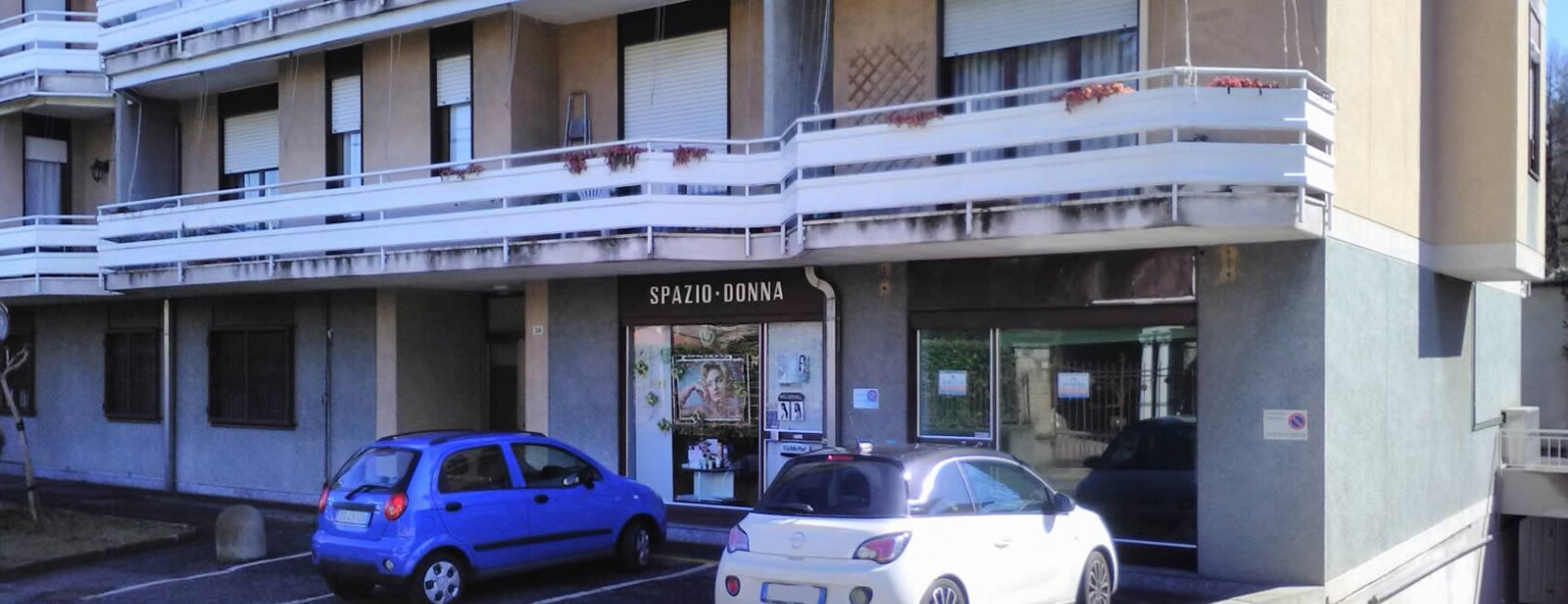 Negozio in vendita o affitto a Mercurago Arona